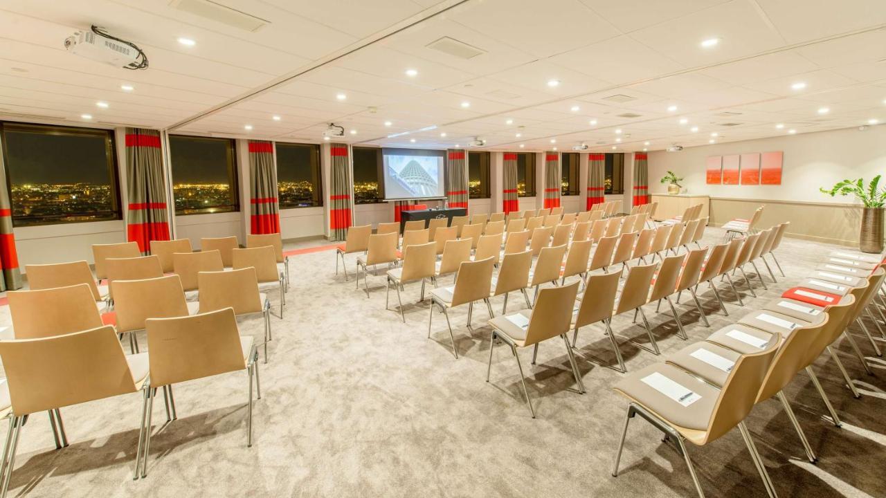 Radisson Blu Hotel, 4*