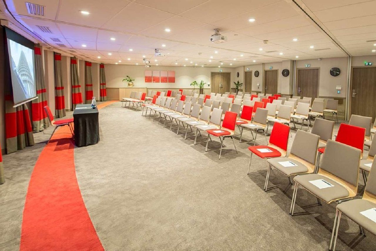 Radisson Blu Hotel, 4*